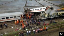 Železnička nesreća u Indoneziji (AP Photo/Achmad Ibrahim)