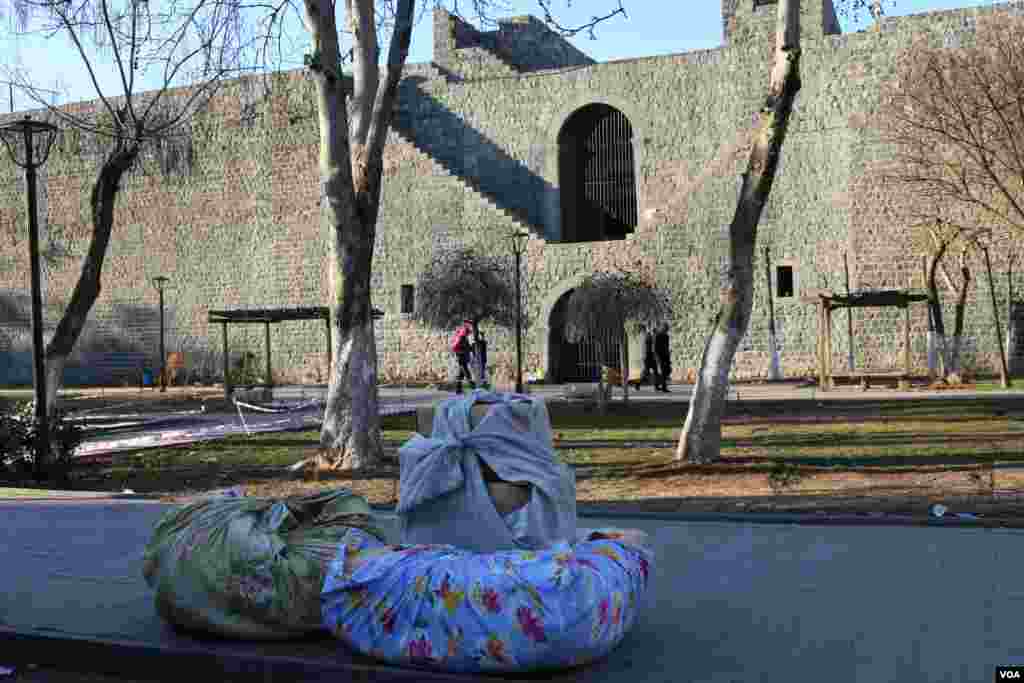 Residents living Sur district in Diyarbakir after the curfew was expanded