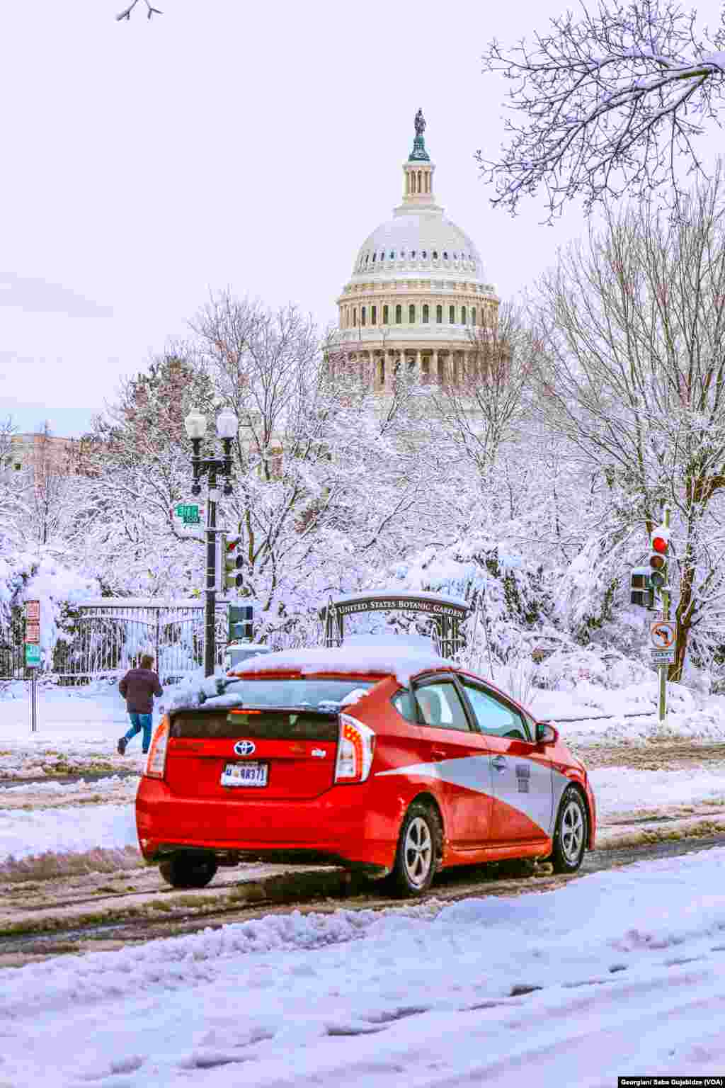 Snow in Washington D.C. - Jan 3.2022