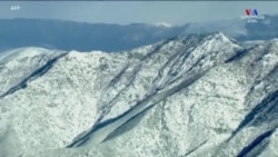 Կալիֆոռնիայում հազվագյուտ ձնաբուք է, որի ժամանակ ձյան, անձրևի, կարկուտի տեղումներ և սաստիկ ցուրտ է գրանցվում: