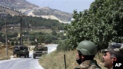 سه‌ربازانی سوریا به‌ پشتیوانی تانک و هه‌لیکۆپته‌ر ده‌ستیان به‌ سه‌ر شارێکی باکوری وڵاته‌که‌دا گرته‌وه‌