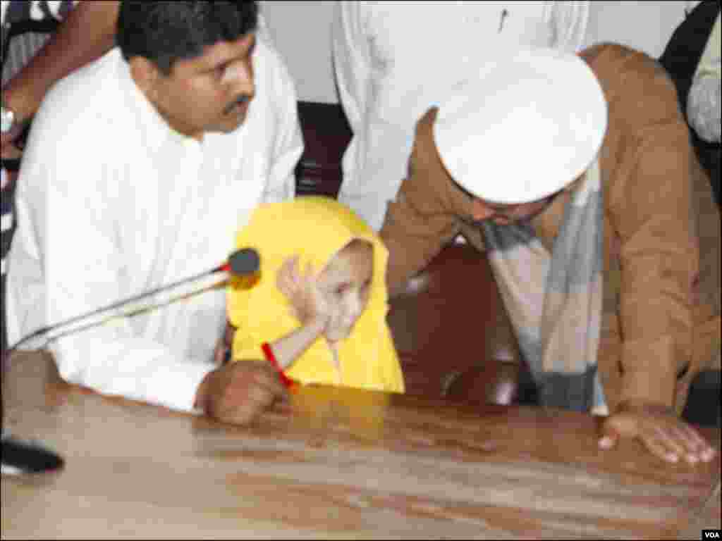 گزشتہ روز بازیاب کرائی گئی مدرسے کی بچیوں کو حبس بے جا میں رکھنے کیخلاف مقدمہ درج 