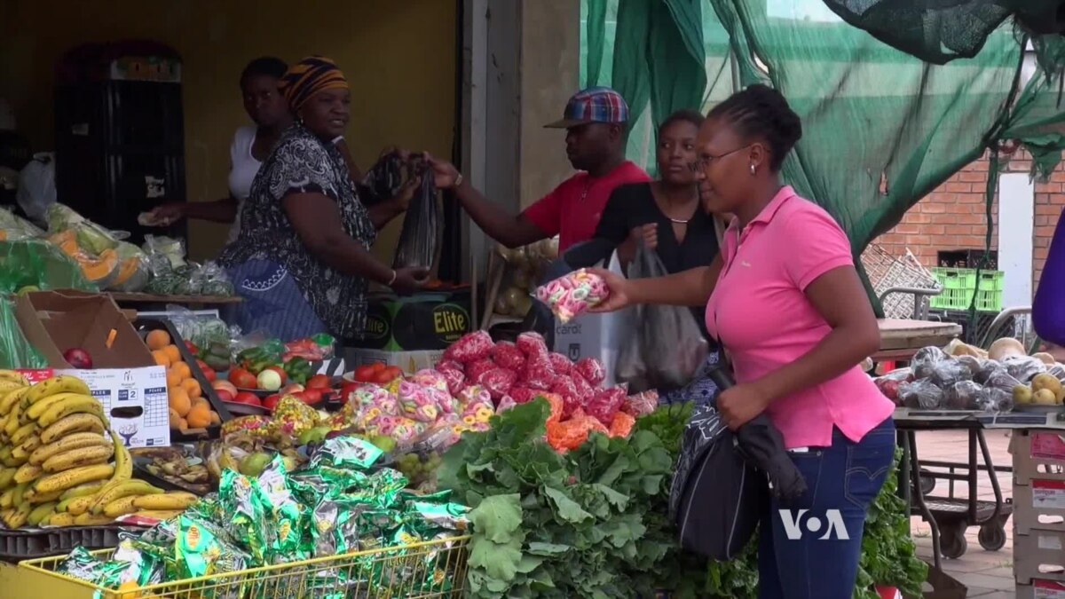 Study Finds Traditional African Markets as Safe as Supermarkets