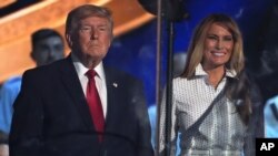 دونالد ترامپ، رئیس جمهوری آمریکا و ملانیا ترامپ بانوی اول