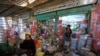 Para pedagang toko di Sudan sepi dari pelanggan (foto: ilustrasi). 
