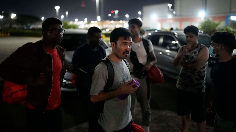 Panama releases dozens of detained deportees from US into limbo thumbnail