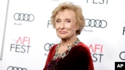 FILE - Cloris Leachman attends the premiere of "The Comedian" during the 2016 AFI Fest, in Los Angeles, Nov. 11, 2016.