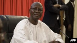 Le Premier ministre burkinabè de l'époque, Christophe Joseph Marie Dabire, assiste à la première réunion du cabinet du nouveau gouvernement, au palais présidentiel à Ouagadougou, le 24 janvier 2019.