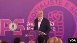 Kryetari socialist dhe kryeministri Edi rama në Asamblenë e PS