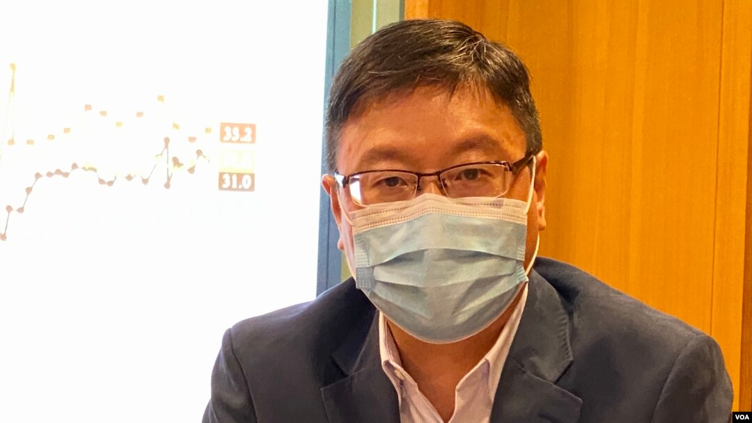 香港浸會大學政治與國際關係學系副教授陳家洛表示，最近鳳凰衛視高層人事大變動，以及公營廣播機構香港電台停播BBC國際頻道，反映對一國兩制及新聞自由響起極大警號。(美國之音湯惠芸)
