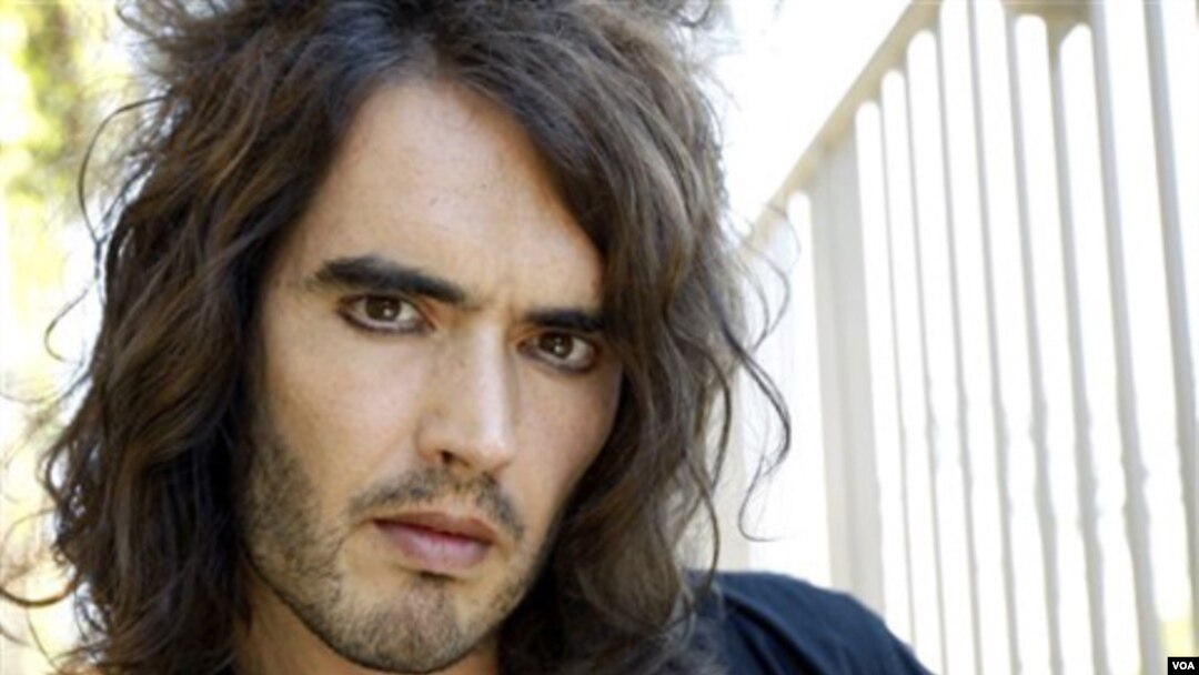 Russell Brand, de 36 años, y la estrella estadounidense del pop de, 27, se conocieron en 2008 y se casaron el 31 de octubre de 2010 en una lujosa boda en India.