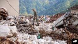 APTOPIX Bosnia Floods