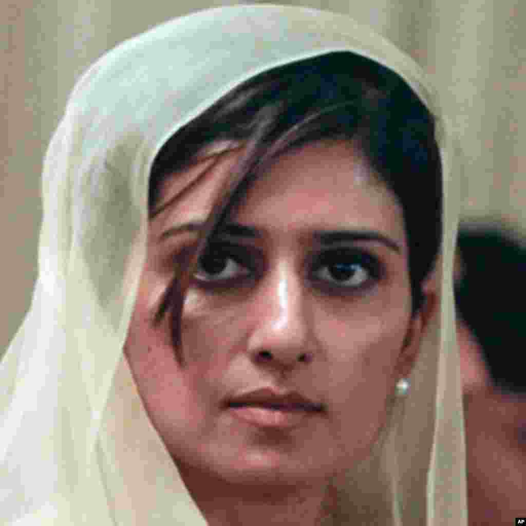 حنا رباني کهر د پاکستان د بهرنیو چارو نوی وزيره په عکسونو کې