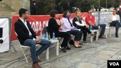 Učesnici debate "Podrška akademske zajednice bojkotu izbora" u organizaciji Građanskog otpora