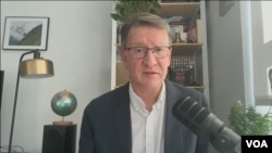 Сергій Куделя, професор політичних наук Бейлорського університету, США. Ілюстрація із відео-інтерв'ю Голосу Америки  