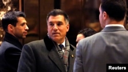 Businessman Vincent Viola enters Trump Tower in Manhattan, New York City, Dec. 16, 2016. 