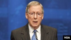 Ketua Minoritas Senat dari partai Republik, Senator Mitch McConnell (foto: dok). Faksi Republik di Senat menyalahkan Partai Demokrat karena tidak menyetujui rancangan anggaran pemerintah. 