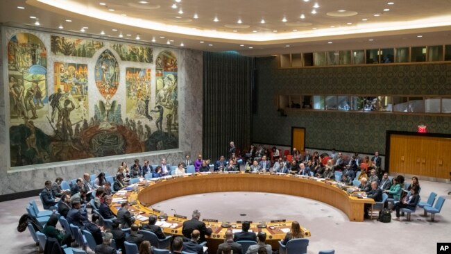 由15个成员国组成的安理会于2019年11月20日举行会议，敦促所有国家“不要在利比亚干预冲突或采取会加剧冲突的措施”。(资料照)