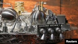 Полноразмерная модель европейского модуля входа, спуска и посадки ExoMars Schiaparell 