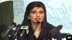 مېرمن کهر کميټۍ ته د حال احوال تيرولو په مهال وويل ايډمرل مائيک مولن ته دليږل شوې ميمو په اړه خارجه دفتر کوم ريکارډ نۀ لري