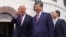 唐纳德·特朗普总统9月24日陪同来访的中国国家主席习近平参观白宫。