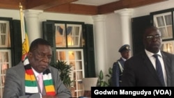 Mutungamiri wenyika VaEmmerson Mnangagwa nemutauriri wavo VaGeorge Charamba