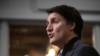 Perdana Menteri Kanada Justin Trudeau berbicara dalam sebuah acara do Quivi Vidi Brewery di St. John's, Newfoundland and Labrador, pada 23 November 2023. (Foto: AFP/Alexis Aubin)