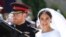 Luego de la ceremonia, el príncipe Harry y su esposa Meghan Markle realizaron el tradicional paseo.