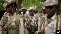 Chadian troops participate in the closing ceremony of operation Flintlock in an army base in N'djamena, Chad, March 9, 2015.