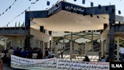 تجمع کارگران کنتورسازی قزوین مقابل استانداری قزوین