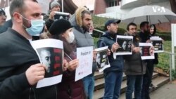 Avropa Şurası qarşısında Saleh Rüstəmovun azad olunması tələbi ilə aksiya keçirilib