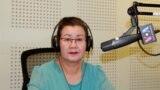 Lim Mony, a senior investigator of Adhoc, on 'Hello VOA' to talk about human trafficking in Cambodia and ASEAN countries, on Thursday, October 1, 2015. (Lim Sothy/VOA Khmer)