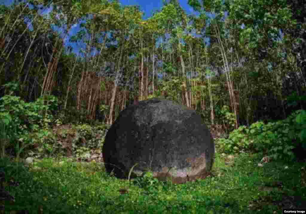 Permukiman Diquis Delta di bagian selatan Kosta Rika, yang dianggap contoh unik untuk kompleks sistem politik, sosial dan ekonomi dalam periode antara 500-1.500 SM. (UNESCO)