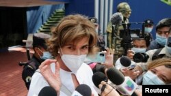 Cristiana Chamorro, cuando fue llamada el 20 de mayo de 2021 al Ministerio del Interior de Nicaragua y luego puesta bajo detención por supuestos delitos financieros relacionados con la Fundación Violeta Barrios de Chamorro.