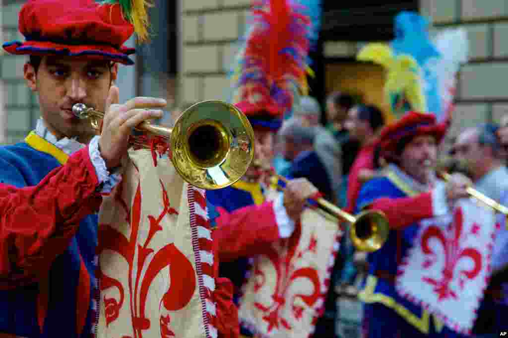 The annual blessing of the local 'Chianti' wine in Florence, Italy (Photo Mark Abouzeid)