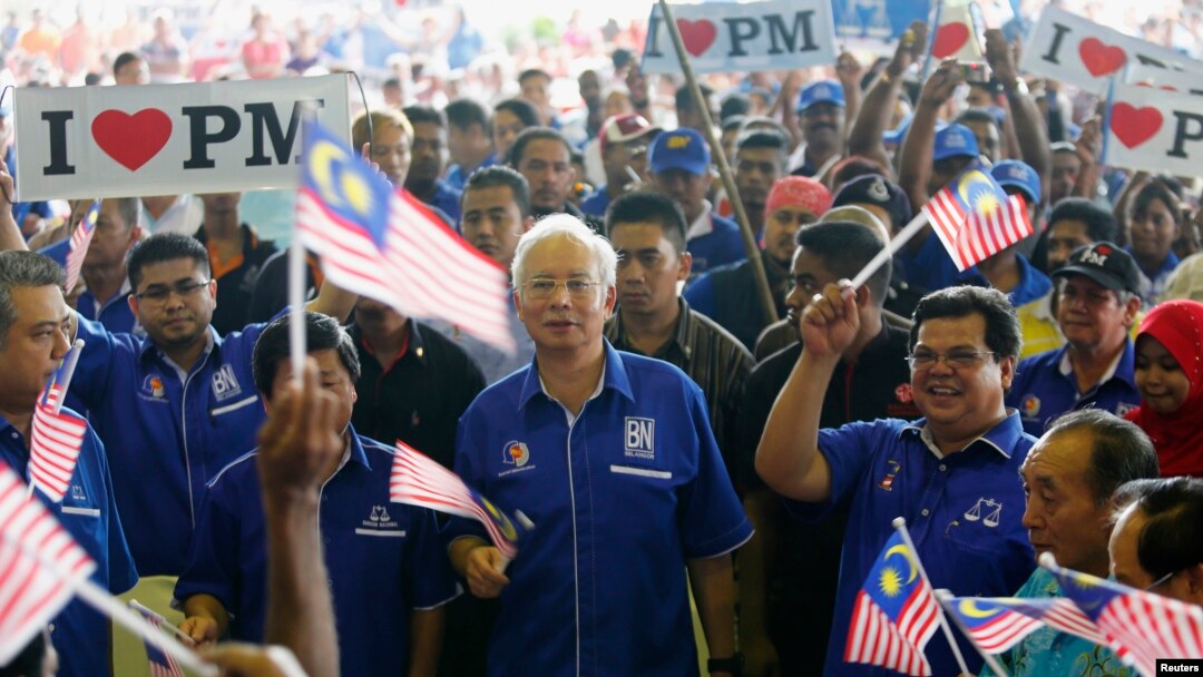 Umushikiranganji wa mbere wa Malaysia, Najib Razak, ari mu gikorwa c'ukwiyamamaza