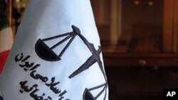 ئه‌رزش دانه‌نان بۆ مافی نه‌ته‌وه‌کان له‌ ده‌ستوری ئێرانیه‌وه‌وه‌ سه‌رچاوه‌ ده‌گرێت