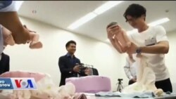 Japonya'da Eş Arayan Erkekler Ebeveynlik Dersleri Alıyor