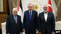 Erdogan, Serokê Filîstînê Mahmud Abbas û rêberê Hamas Ismaîl Hanîyeh (26/07/2029 Enqere)