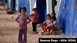 Rewşa nebaş ya Zarokên Efrînî yên li penageha Şehba dimînin