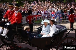 Princeza Catherine i vojvotkinja Camilla prolaze kroz centar Londona.