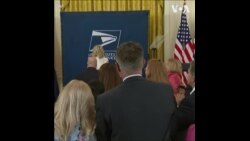 美国邮政局将发行前第一夫人南希·里根邮票 