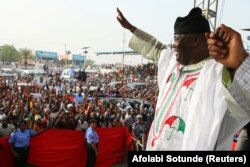 L'ancien vice-président du Nigeria, Atiku Abubakar, lors d'un meeting de campagne à Lafia, au Nigeria, le 10 janvier 2019.
