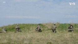 美军在新泽西迪克斯堡 模拟战场环境实弹训练