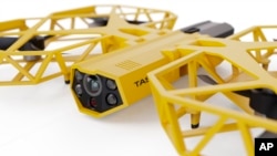 Diseño de un dron con pistola paralizante creado por computadora. (Axon Enterprise, Inc. vía AP)
