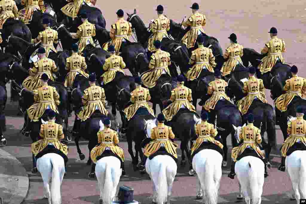 Members of Band of the Household Cavalry take part in the Queen&#39;s Birthday Parade, the Trooping the Color, in London, June 2, 2022, on the first of four days of celebrations to mark the Platinum Jubilee.