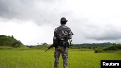 Un soldat birman dans l'Etat de Rakhine, le 27 septembre 2017