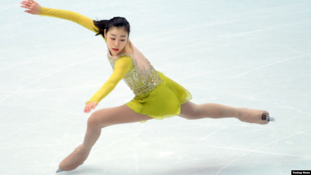 러시아 소치 동계올림픽에 출전한 한국 김연아 선수가 여자 피겨스케이팅 쇼트프로그램 경기를 앞두고 18일 드레스 리허설 중이다.