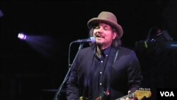 Jeff Tweedy, iz sastava Wilco, podržava organizaciju HeadCount u nastojanju da registrirani nove glasače