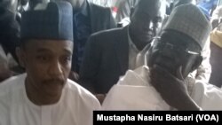  Daga hannun dama tsohon gwamnan Neja Dakta Mu'azu Babanhida Aliyu tare da Umar Nasko a Kotu